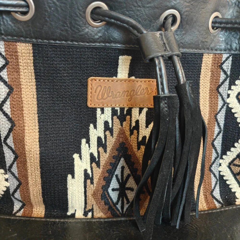 Wrangler Purse - Picture 3 of 10